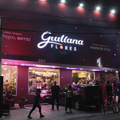 Giuliana Flores - Perdizes